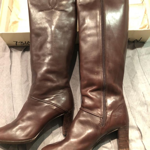 Chanel boots - Picture 2 of 4